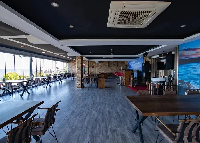 Pasha باشا 酒店 特拉布宗